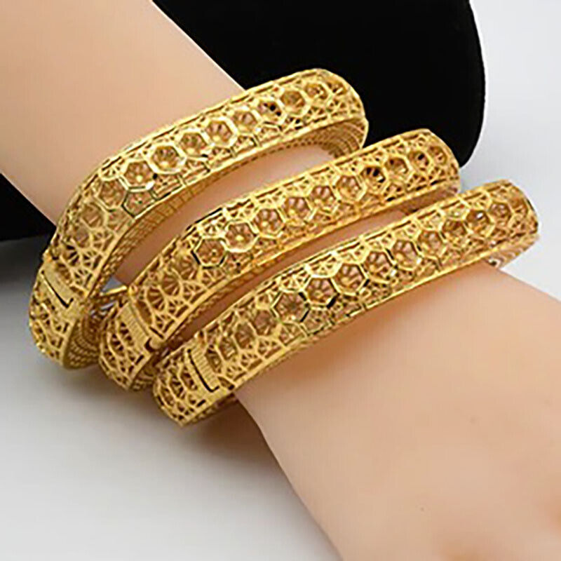 18k Gold Bracelet Bangle Womens Wide13mm Opening