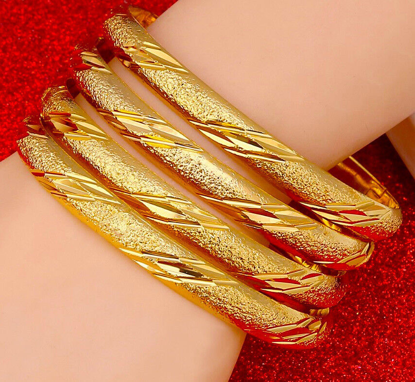 New 18k Gold Bracelets Bangle Womens Diamond Cut Design Opening w Gift Pkg D223X